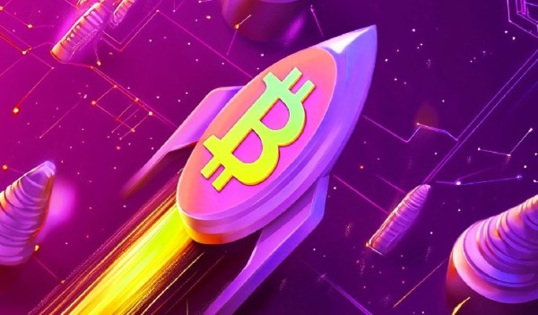 Crypto Analyst Sees Bitcoin (BTC) Mirroring Gold’s Parabolic Breakout of 2024 – Here’s His Outlook