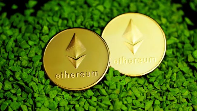 Ethereum Liquid Staking Hits New ATH With 35.5 Million ETH Locked – Will Price Follow?