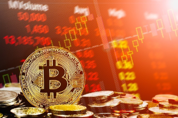 Bitcoin price prediction: BTC dips below $118k as $120k resistance level holds
