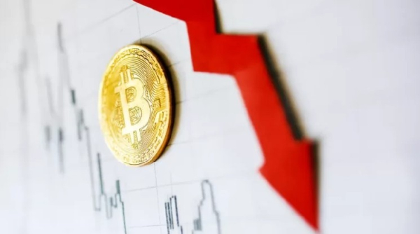 Bitcoin Holds Above $100K But Critical Data Bottoms! What Does It Mean for BTC?