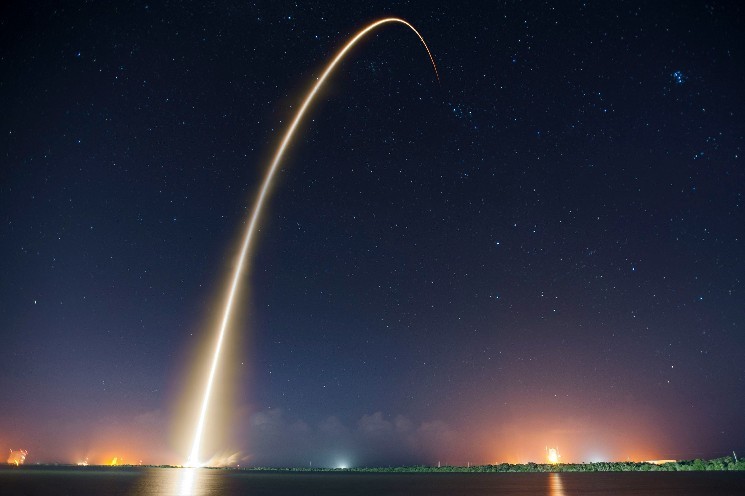 Tom Lee's Bitmine Surges 3,000% Since ETH Treasury Strategy, but Sharplink's Plunge Warrants Caution