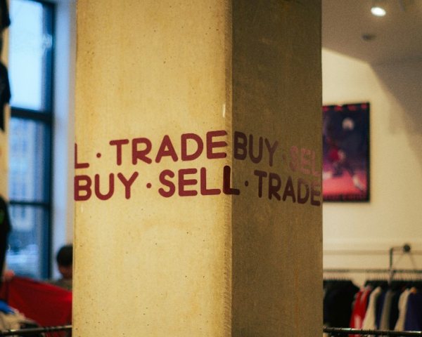 XRP Jumps 6% to Top Market Gainers as Bitcoin Retakes $111K