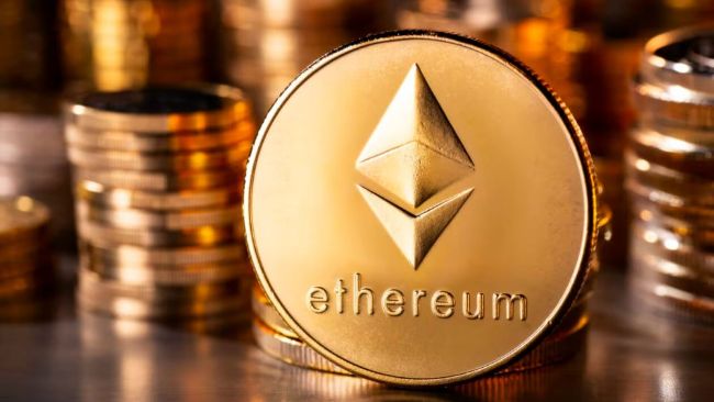 Ethereum Gears Up For $10,000: Charts Flash Parabolic Rally Signals