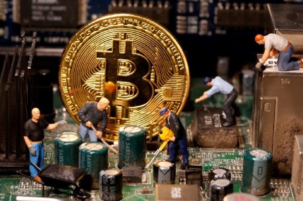 Analyst Warned: “Miners May Be Forced to Sell Bitcoin!” – Explained the Reason