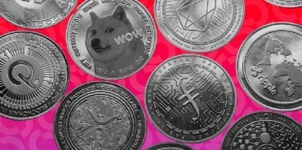Dogecoin Leads Altcoin Rally as XRP, Tron and Solana Rise