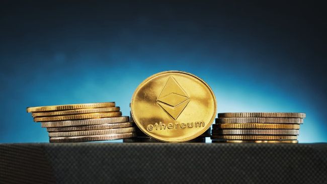 Analyst Sounds Alarm: Ethereum Could Unwind To $2,850 Analyst Sounds Alarm: Ethereum Could Unwind To $2,850