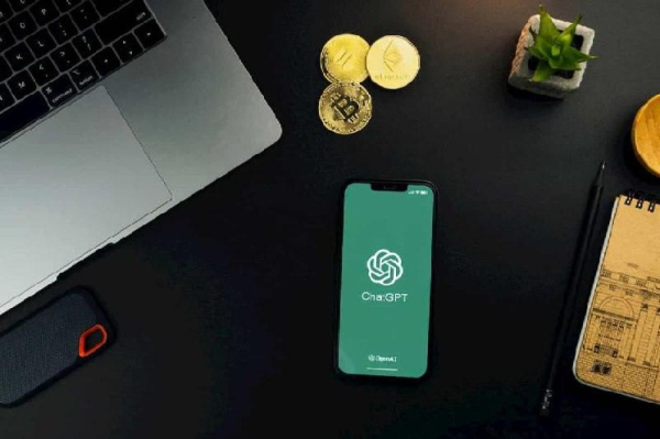 ChatGPT-5 picks 3 cryptos to buy with your $2,000 tariff check